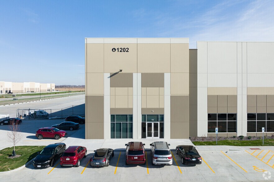 More Photos Of I-270 & I-255 @ Hwy 111, Pontoon Beach Unknown For Lease