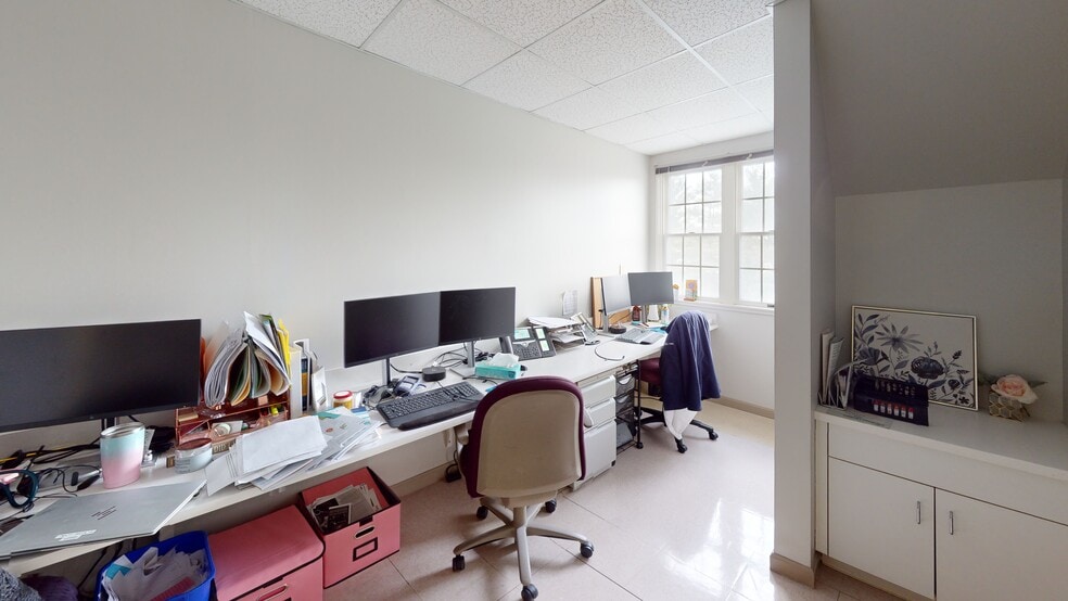 More Photos Of 769 S Main St, Manchester Office For Sale