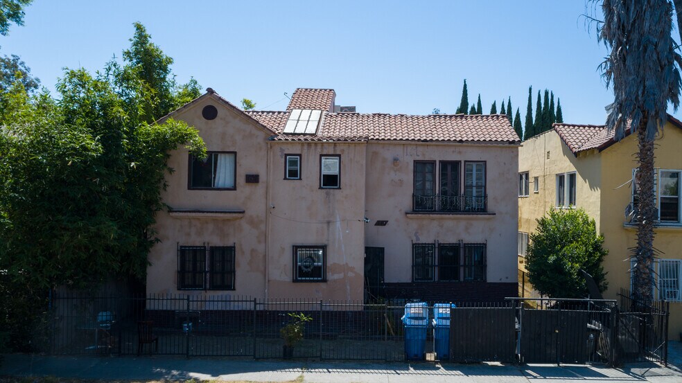 More Photos Of 149 S Westmoreland Ave, Los Angeles Apartments For Sale