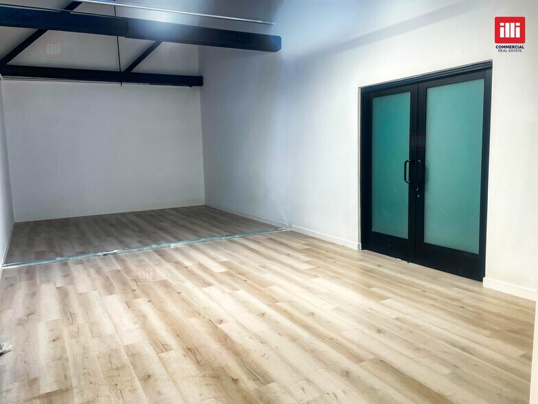 More Photos Of 1016 S Santee St, Los Angeles Storefront For Lease