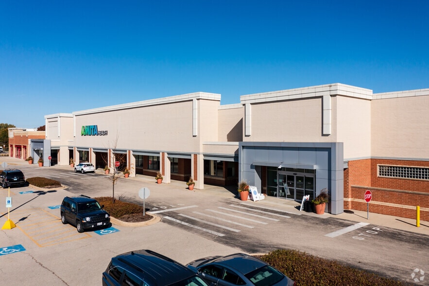 Primary Photo Of 1003-1093 W Stearns Rd, Bartlett Storefront For Lease