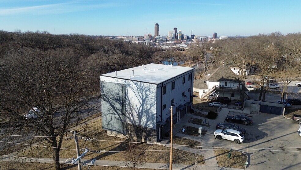 More Photos Of , Des Moines Multifamily For Sale