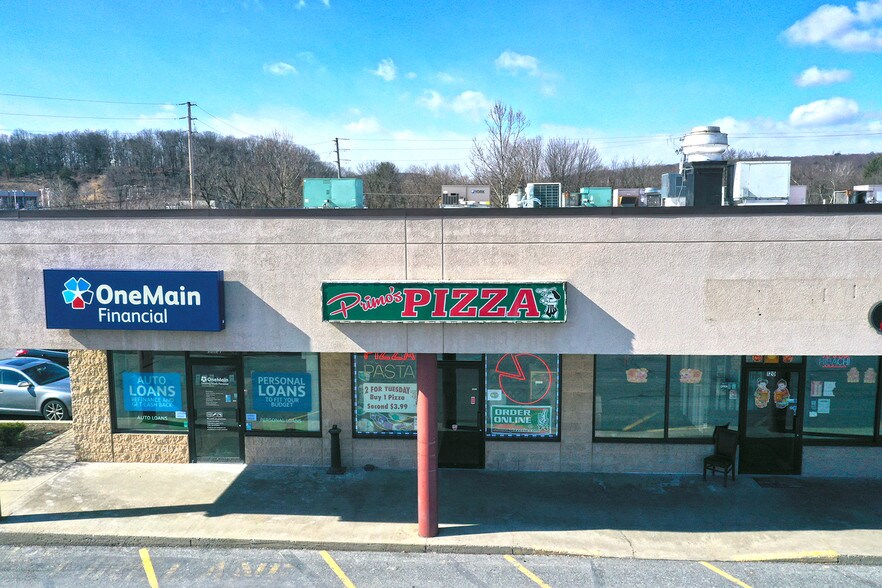 More Photos Of 4-28 Eagles Glenn Mall, East Stroudsburg Unknown For Lease