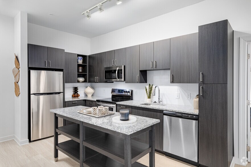 More Photos Of 4650 Van Buren St, Riverdale Park Apartments For Lease