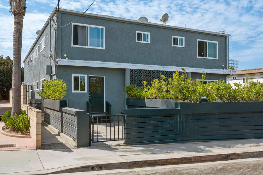 Primary Photo Of 2600 Mathews Ave, Redondo Beach Apartments For Sale