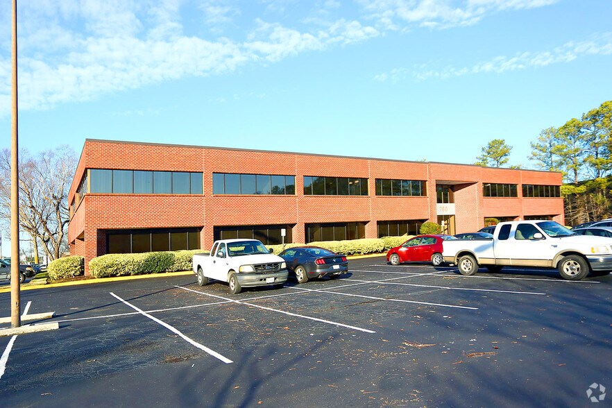 More Photos Of 760 Lynnhaven Pky, Virginia Beach Office For Lease