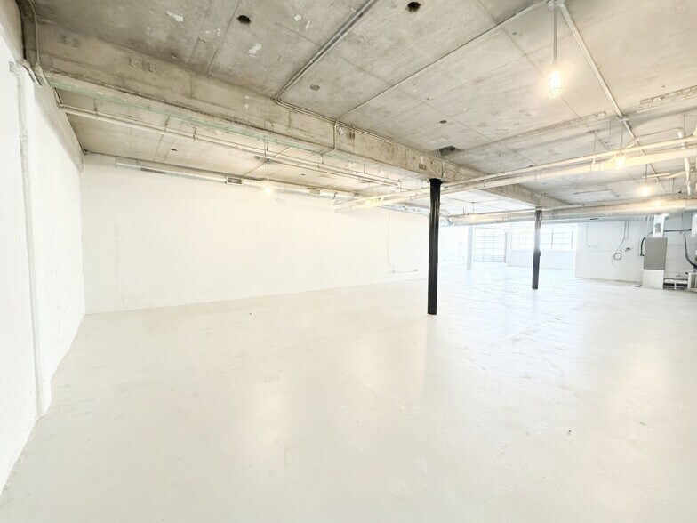 More Photos Of 448 Ralph David Abernathy Blvd, Atlanta Unknown For Lease