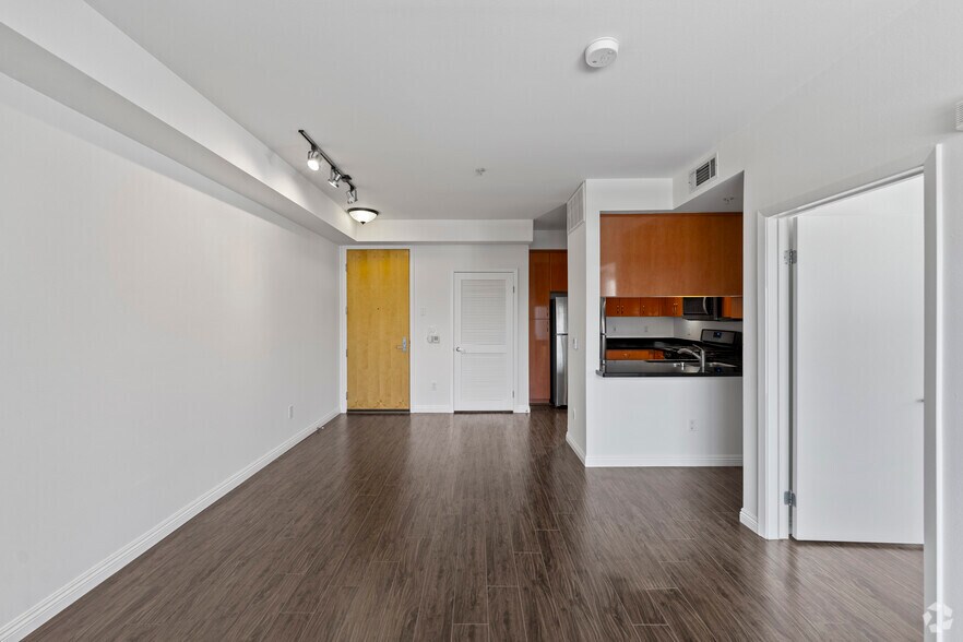 More Photos Of 65 W Dayton St, Pasadena Coworking Space