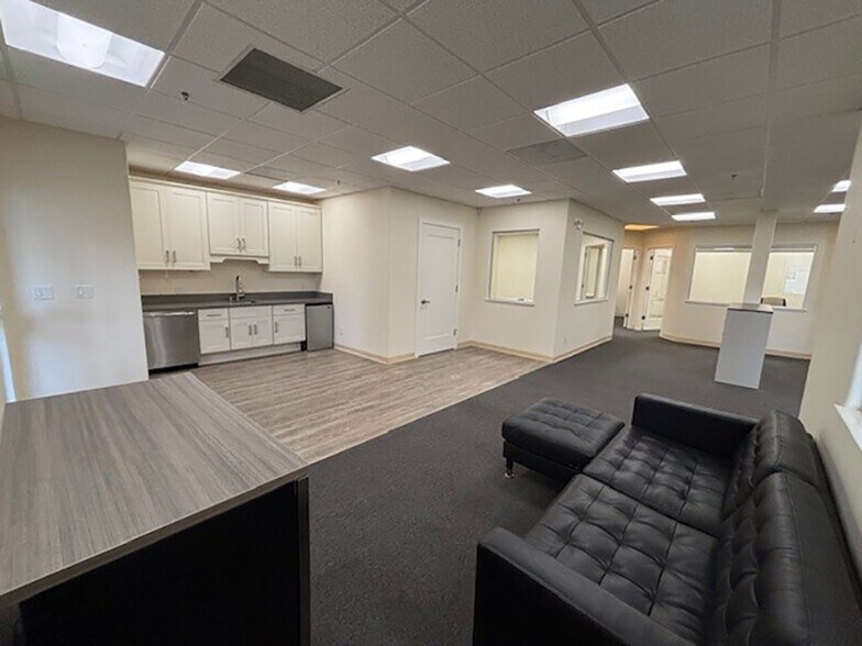 More Photos Of 1500 3rd St, Napa Office For Lease