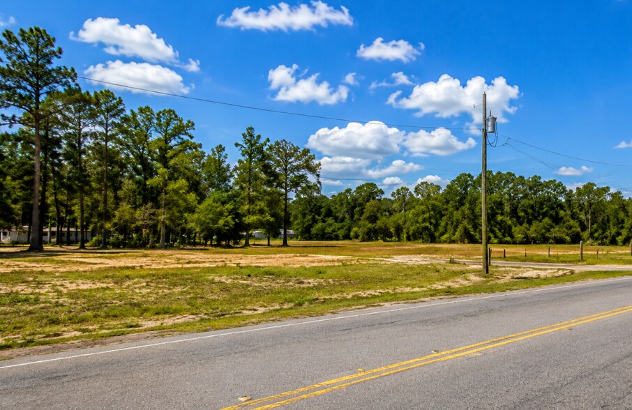 More Photos Of 4418 Farm to Market 1010 rd, Cleveland Land For Lease