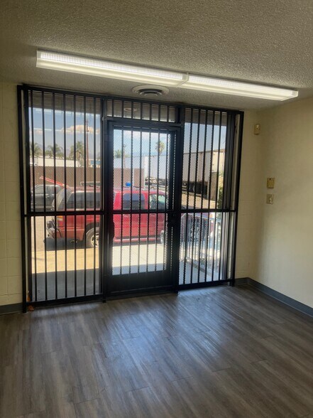More Photos Of 9654 Alpaca St, South El Monte Warehouse For Lease