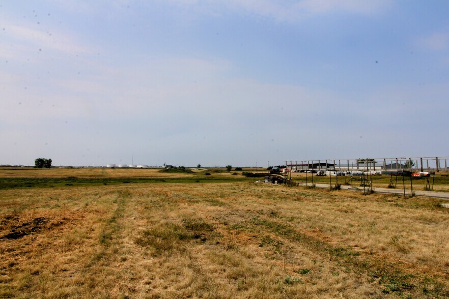 More Photos Of 8401 NW 282nd St, Berthold Warehouse For Sale