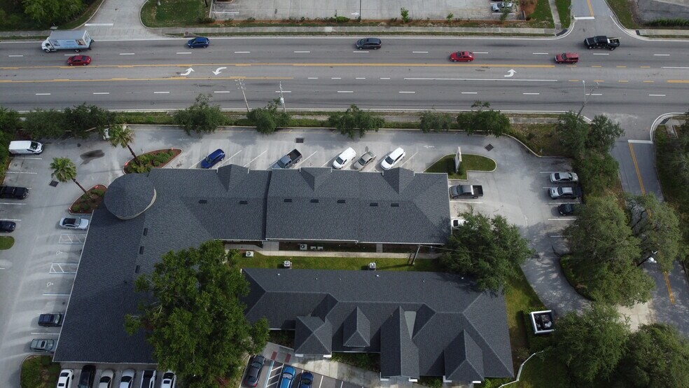More Photos Of 236 Chestnut St, Clermont Medical For Lease