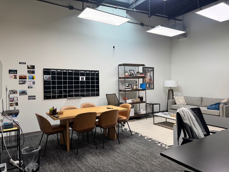 More Photos Of 2815 Manor Rd, Austin Loft Creative Space For Lease