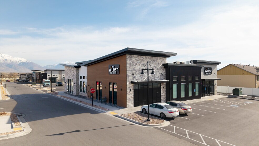 More Photos Of 297 E Crossroads Blvd, Saratoga Springs Storefront For Sale