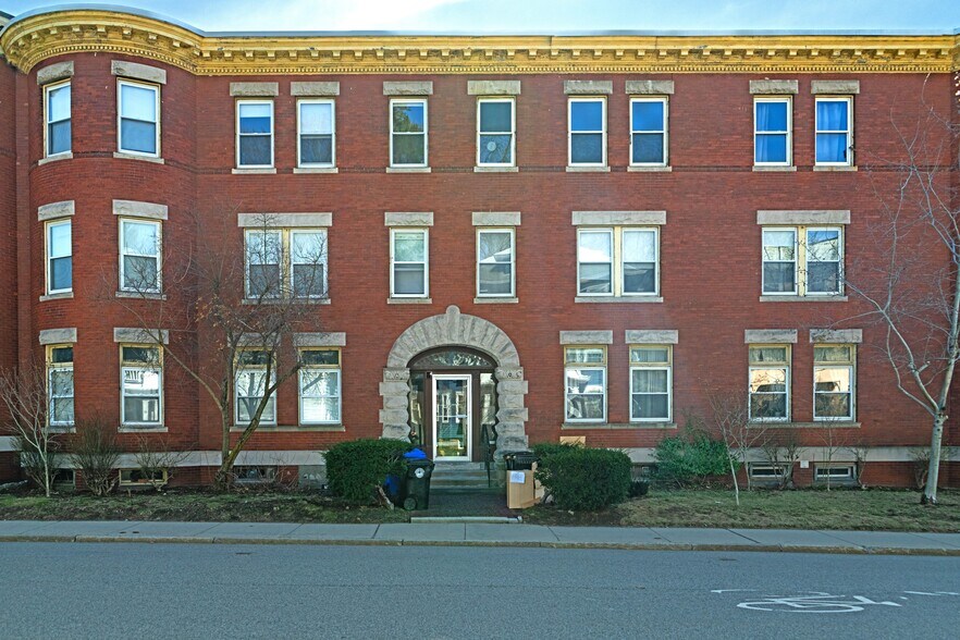 More Photos Of 60 Greenough St, Brookline Apartments For Sale
