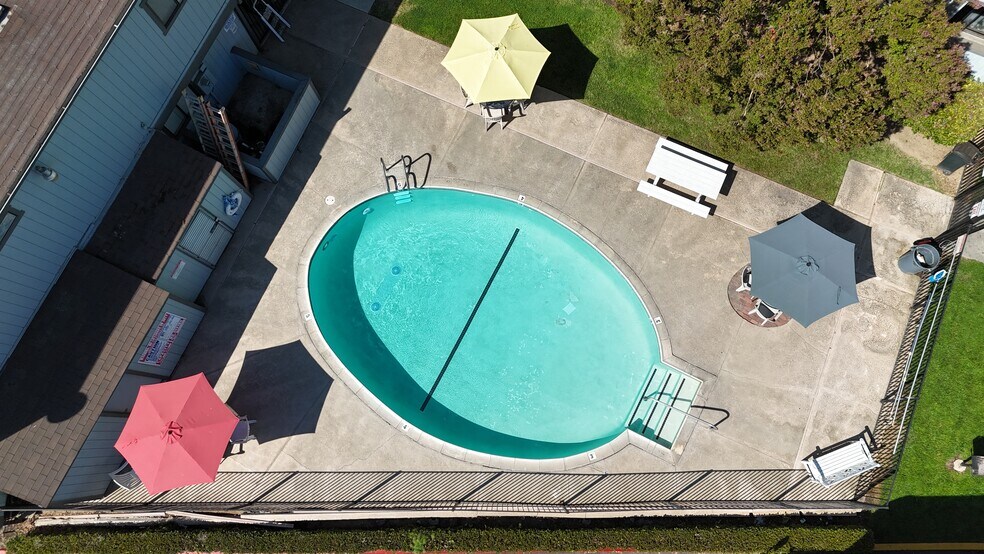 More Photos Of 409 N Lincoln Way, Galt Apartments For Sale