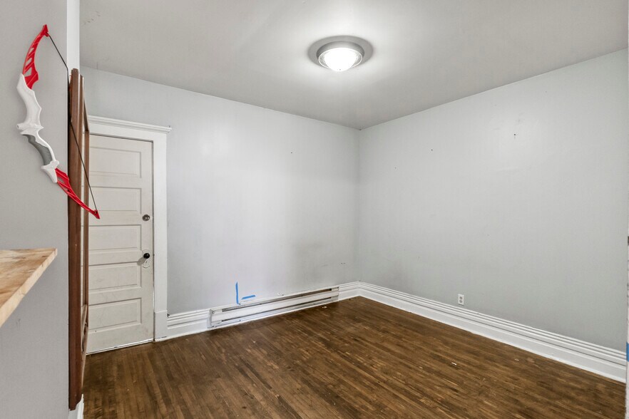 More Photos Of 541 Aylmer St N, Peterborough Apartments For Sale