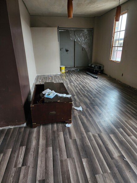 More Photos Of 3006 Harrison Ave, Cincinnati Storefront For Sale