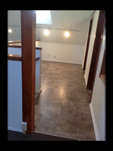 More Photos Of 7841 Foothill Blvd, Sunland Office Residential For Lease
