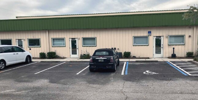 More Photos Of 6618-6628 26th Ct E, Sarasota Warehouse For Lease