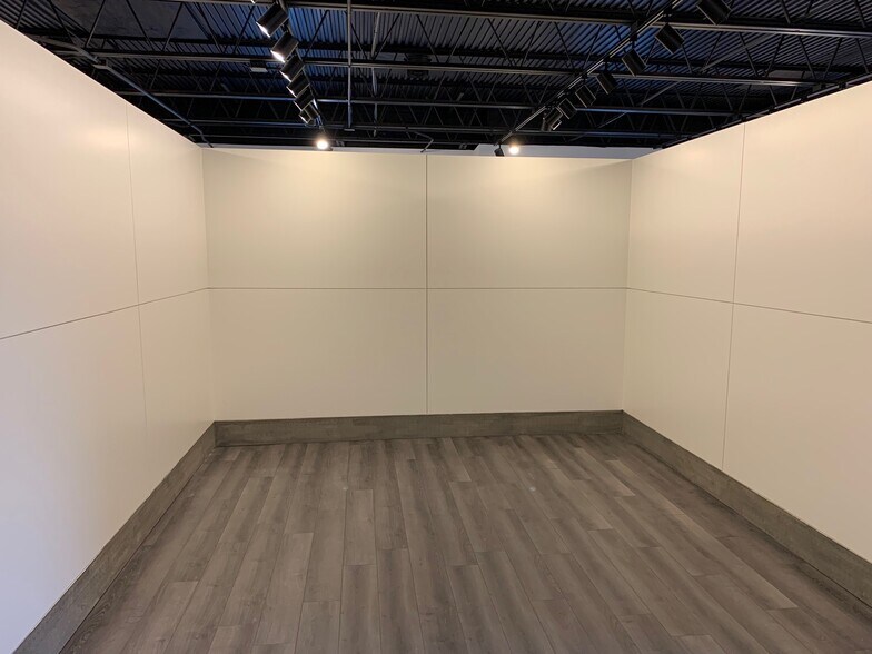 More Photos Of 14340 Memorial Dr, Houston Office For Lease