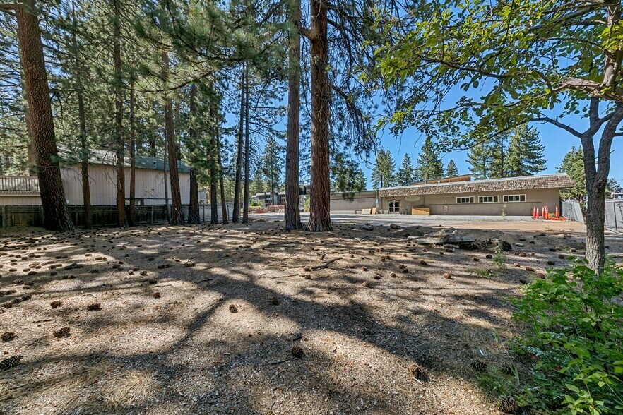 More Photos Of 1050 Fremont Ave, South Lake Tahoe Freestanding For Sale
