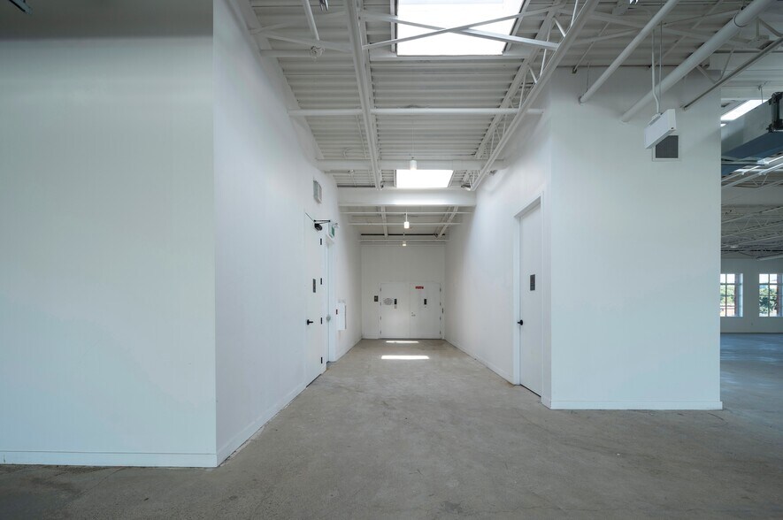 More Photos Of 2650-2672 St. Clair Ave W, Toronto Freestanding For Sale