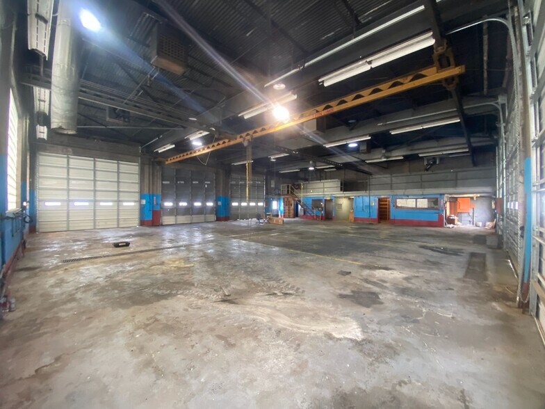 More Photos Of 5819 Courtesy Ln, Shreveport Warehouse For Lease