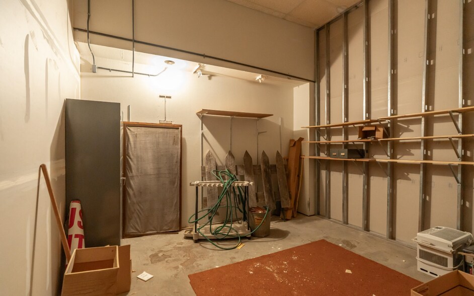 More Photos Of 1100 Basin Ave, Bismarck Flex For Sale
