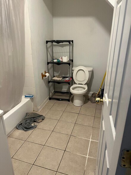 More Photos Of 55 E 21st St, Bayonne Storefront Retail Residential For Sale