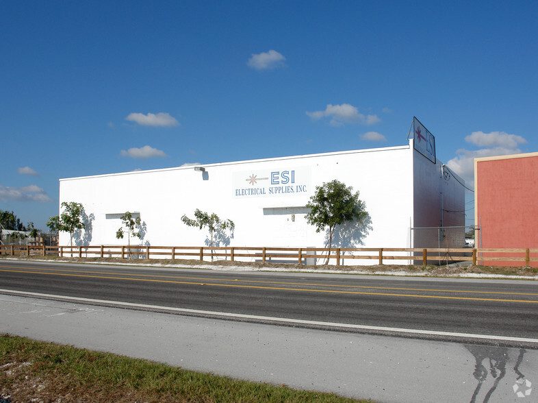 More Photos Of 229 S Railroad Ave, Homestead Warehouse For Sale