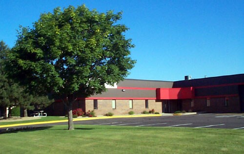 More Photos Of 251-281 Commerce Cir S, Fridley Warehouse For Lease