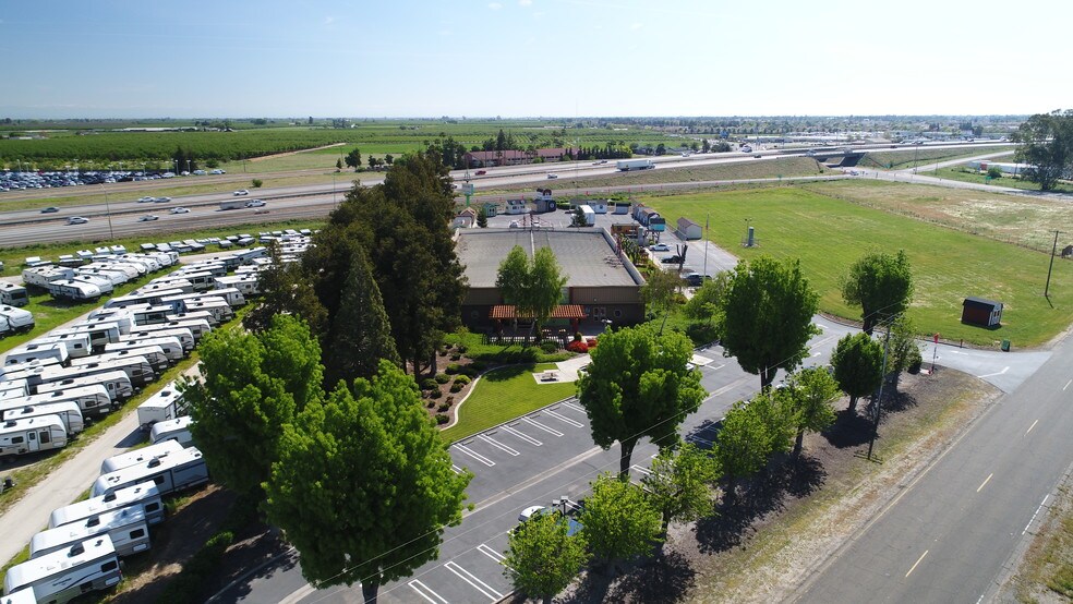 More Photos Of 4918 Taylor Ct, Turlock Warehouse For Sale