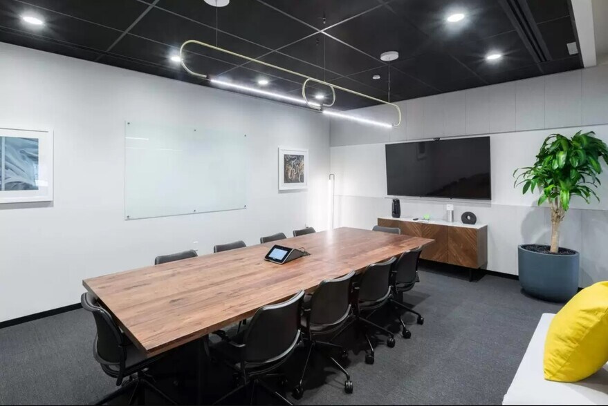 More Photos Of 909 Rose Ave, North Bethesda Coworking Space