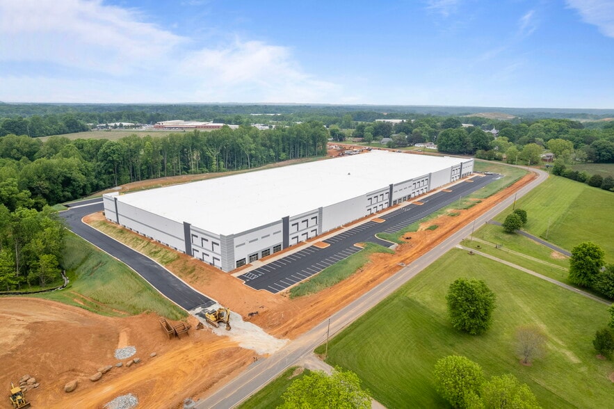 More Photos Of 0 US Highway 70, Statesville Unknown For Lease