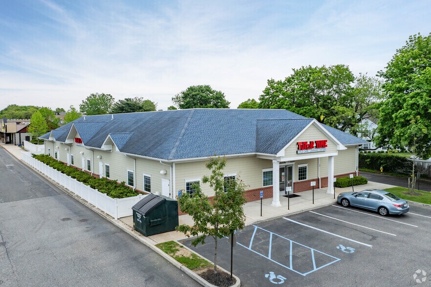 More Photos Of , Middle Island Unknown For Sale