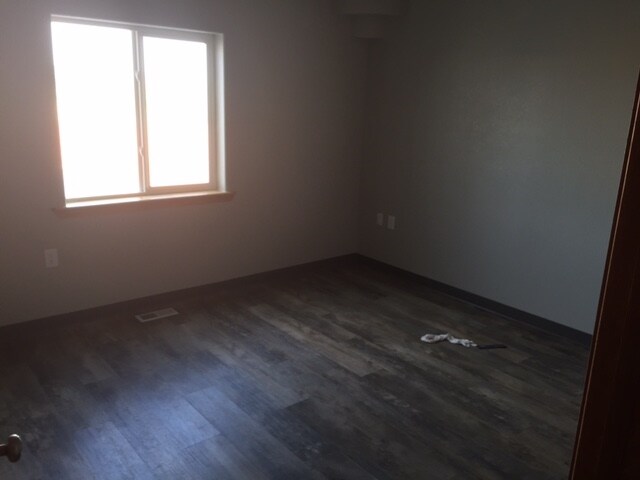 More Photos Of 3750 Hackathorn Ln, Gillette Warehouse For Sale