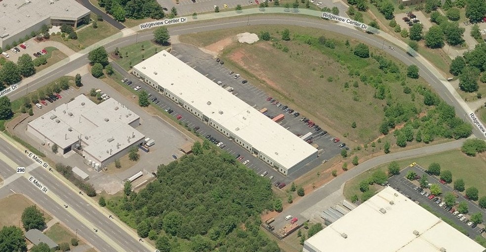 More Photos Of 197 Ridgeview Center Dr, Duncan Flex For Lease