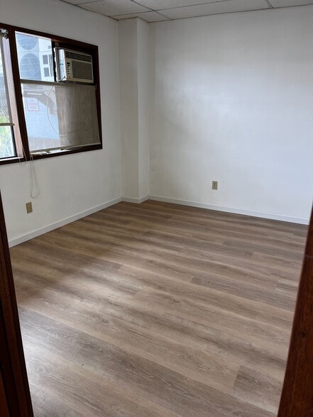 More Photos Of 16 Railroad Ave, Hilo Office For Lease