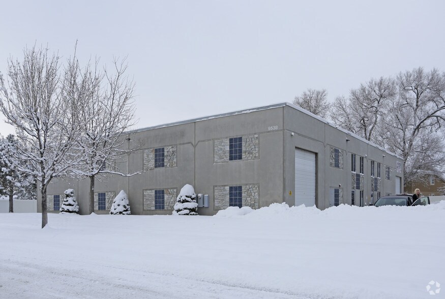 More Photos Of 9538 S 670 W, Sandy Warehouse For Lease