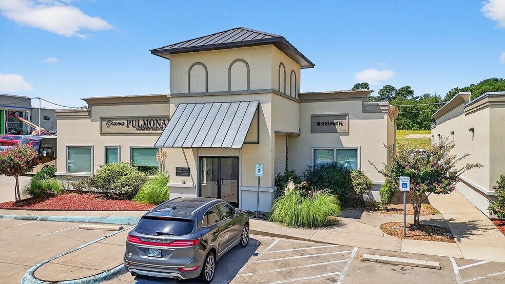 Primary Photo Of 101 S US Highway 75, Denison Medical For Lease