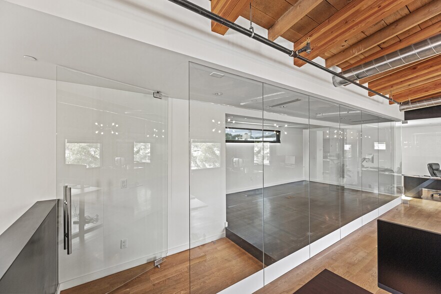 More Photos Of 1039-1045 S Virginia St, Reno Storefront Retail Office For Sale