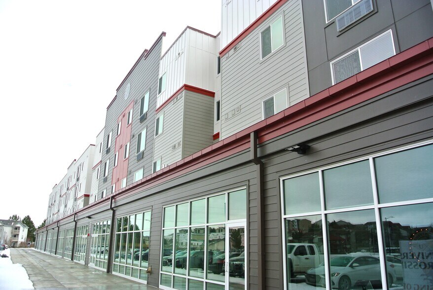 More Photos Of 1490 NE North Fairway Dr, Pullman General Retail For Lease