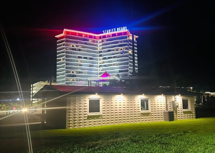 More Photos Of 3275 Racetrack Rd, D'Iberville Flex For Lease