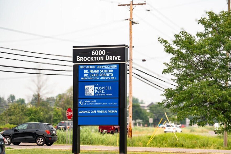 More Photos Of 6000 Brockton Dr, Lockport Medical For Lease