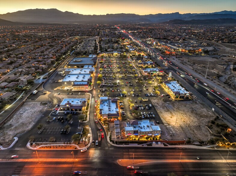 More Photos Of 7955-7995 Blue Diamond Rd, Las Vegas Unknown For Lease