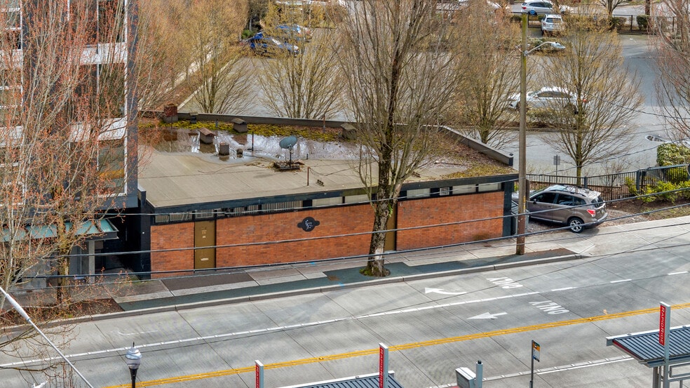 More Photos Of 2037 E Madison St, Seattle Storefront Retail Office For Sale