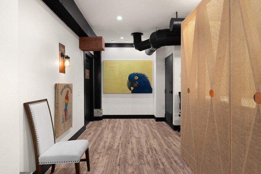 More Photos Of 11 5th St, Petaluma Loft Creative Space For Sale