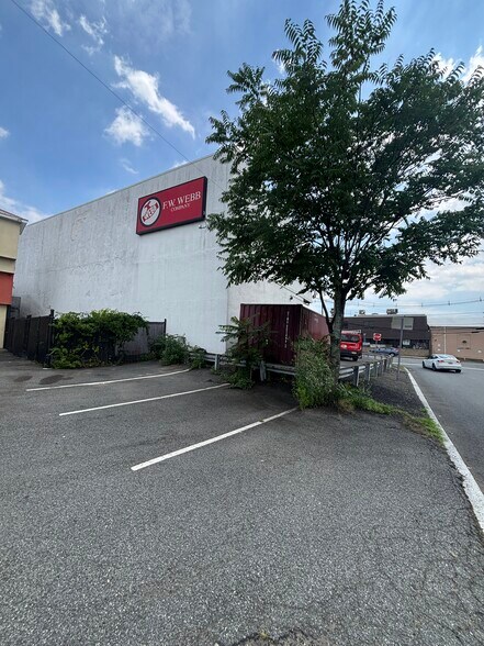 More Photos Of 37 Stefanic Ave, Elmwood Park Warehouse For Sale